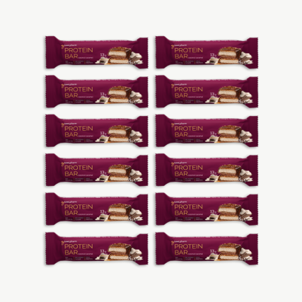 Dziesięć batonów proteinowych o smaku kokosowo-karmelowym z naturalnym i bezpiecznym składem.