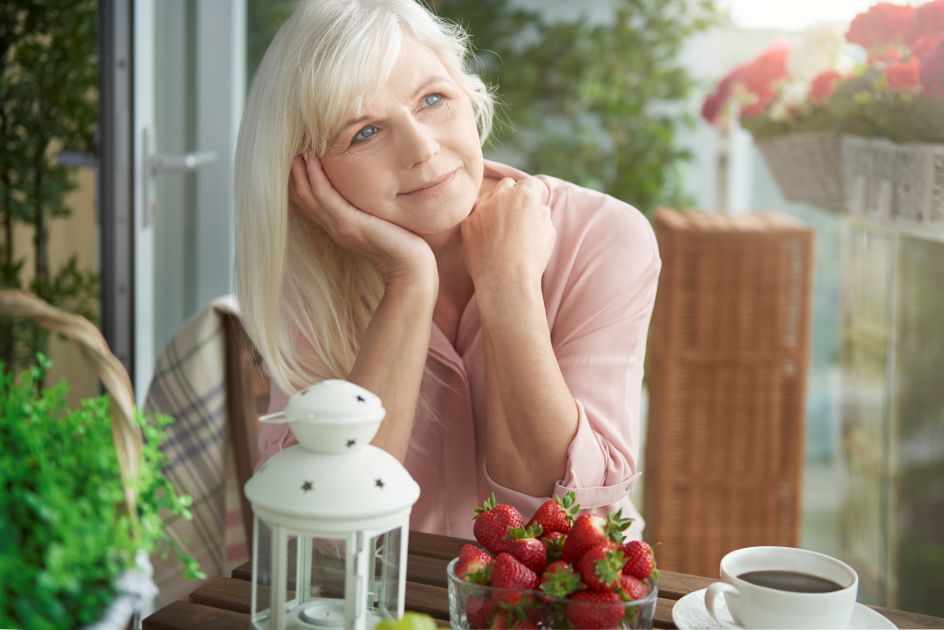 Menopauza a waga – dlaczego przybieramy i co pomaga